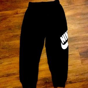 Girls Nike sweat pants